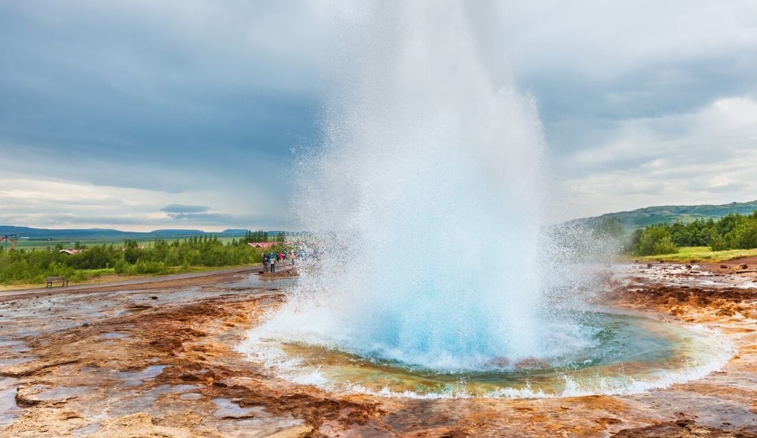 See active geysers