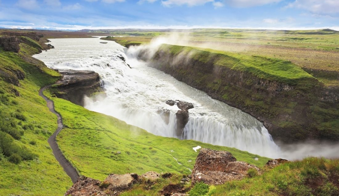 See the spectacular Gullfoss waterfal