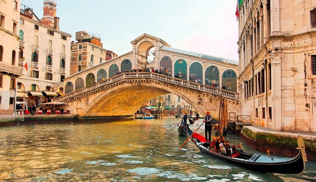 Explore the bridges of Venice