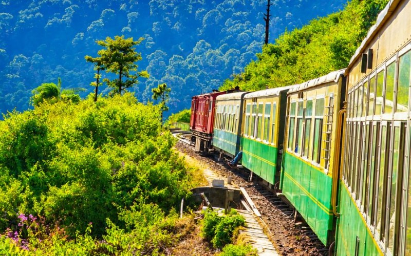 Best Train Journeys: Our Favourite Scenic Rail Routes Around the World