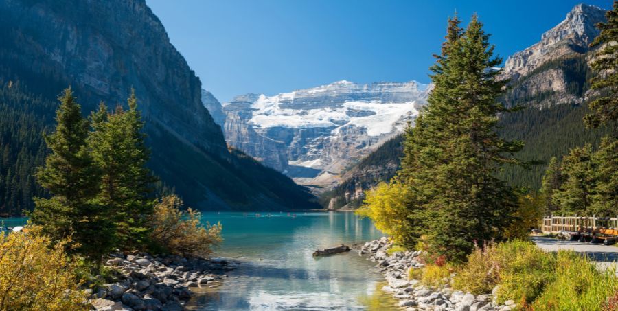Visit Lake Louise - Canada tours.jpg