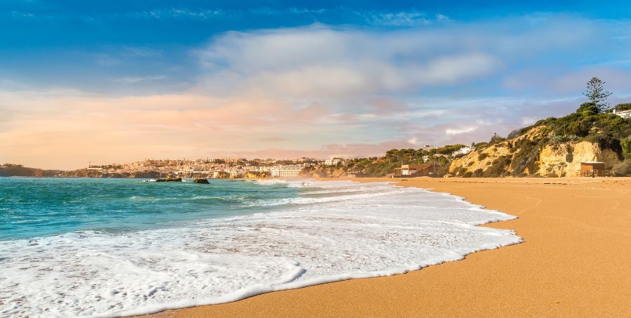 Algarve_Beach_Portugal.jpg