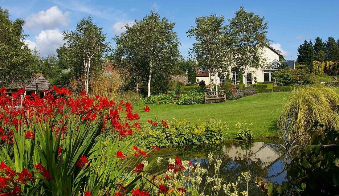 Discover the Lady Farm Gardens in Somerset.